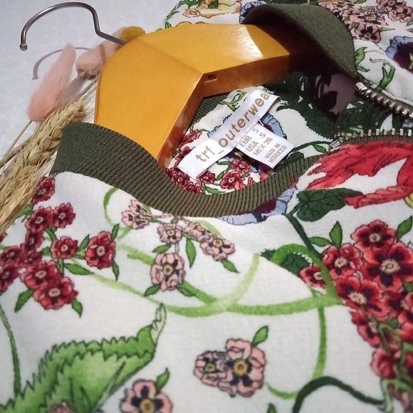 Zara Floral Bomber Jacket - Picture 5 of 9